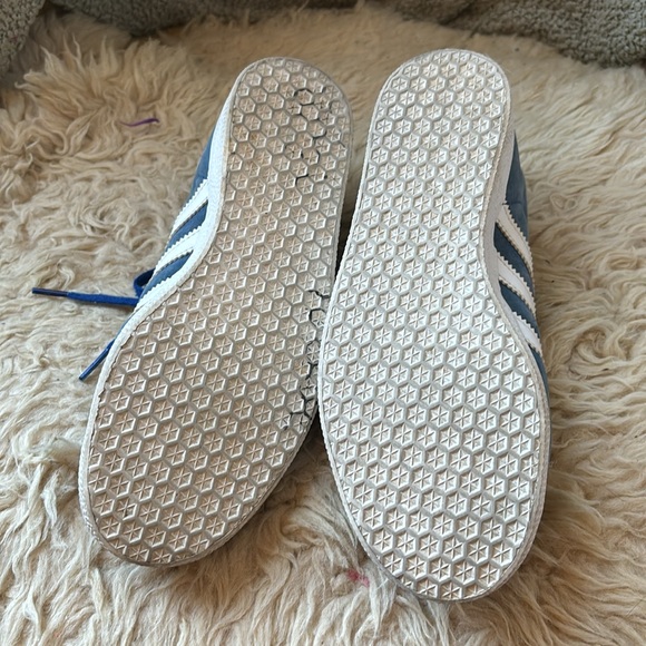 Adiddas Gazelle. Great Shape. 7 womens - Picture 3 of 3